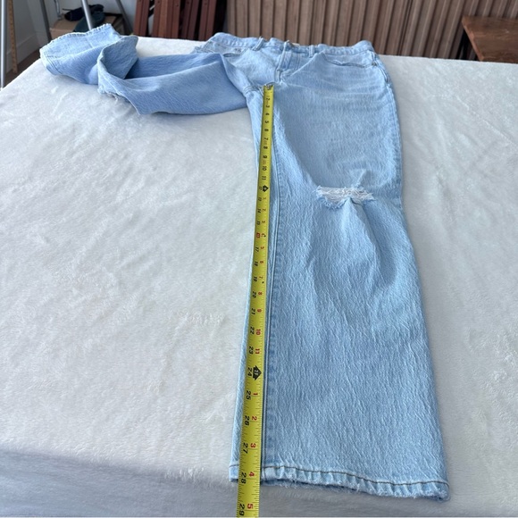 Madewell The Perfect Vintage Straight Jeans Distressed Size 28 - Picture 4 of 9